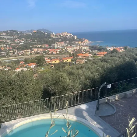 Hébergement de vacances Maison Du Charme Imperia