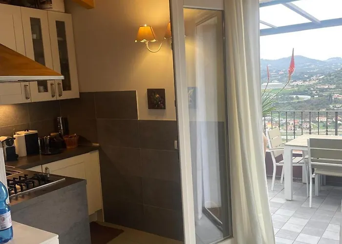 Maison Du Charme Casa vacanze Imperia